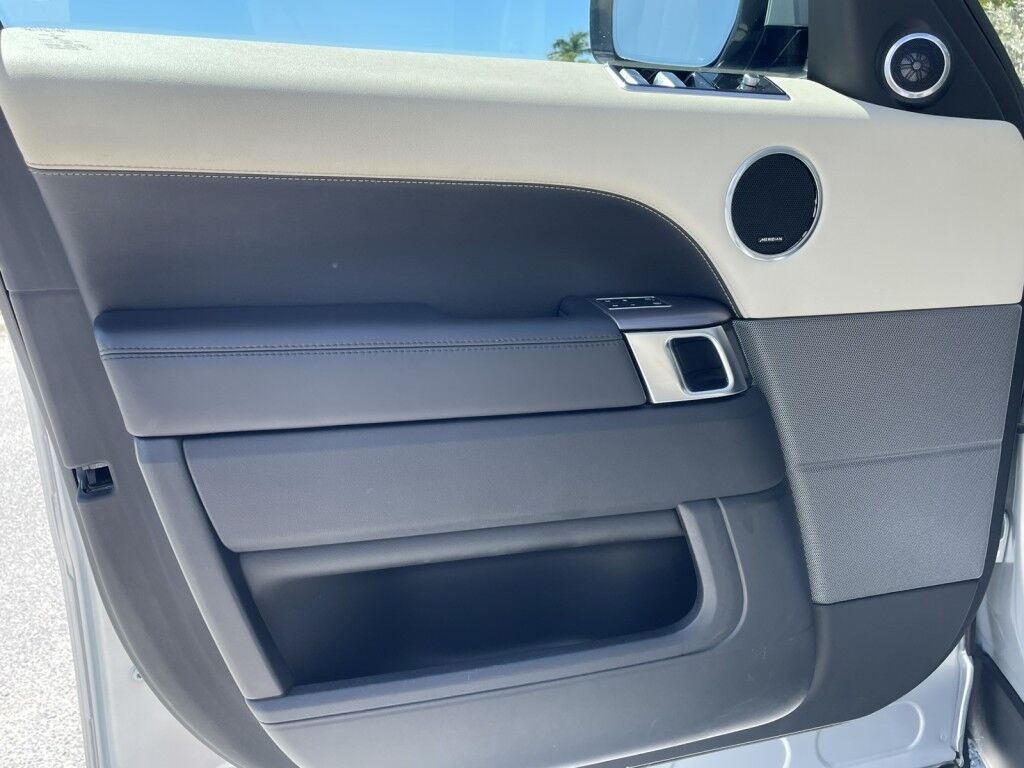 2019 Land Rover Range Rover Sport HSE~CLEAN CARFAX~ADJUSTABLE SUSPENSION~BLIND SPOT WARNING~CRASH SENSORS~MEMORIZED SEAT SETTINGS~PANORAMIC MOONROOF / SUNROOF~PREMIUM LEATHER SEATS~PREMIUM SOUND SYSTEM~REMOTE ENGINE START Sarasota FL