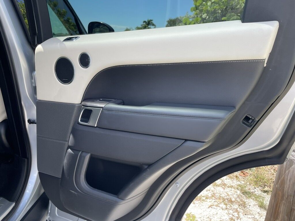 2019 Land Rover Range Rover Sport HSE~CLEAN CARFAX~ADJUSTABLE SUSPENSION~BLIND SPOT WARNING~CRASH SENSORS~MEMORIZED SEAT SETTINGS~PANORAMIC MOONROOF / SUNROOF~PREMIUM LEATHER SEATS~PREMIUM SOUND SYSTEM~REMOTE ENGINE START Sarasota FL