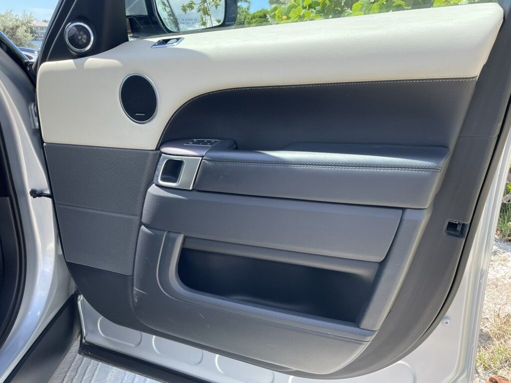 2019 Land Rover Range Rover Sport HSE~CLEAN CARFAX~ADJUSTABLE SUSPENSION~BLIND SPOT WARNING~CRASH SENSORS~MEMORIZED SEAT SETTINGS~PANORAMIC MOONROOF / SUNROOF~PREMIUM LEATHER SEATS~PREMIUM SOUND SYSTEM~REMOTE ENGINE START Sarasota FL