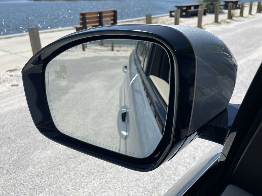 2019 Land Rover Range Rover Sport HSE~CLEAN CARFAX~ADJUSTABLE SUSPENSION~BLIND SPOT WARNING~CRASH SENSORS~MEMORIZED SEAT SETTINGS~PANORAMIC MOONROOF / SUNROOF~PREMIUM LEATHER SEATS~PREMIUM SOUND SYSTEM~REMOTE ENGINE START Sarasota FL