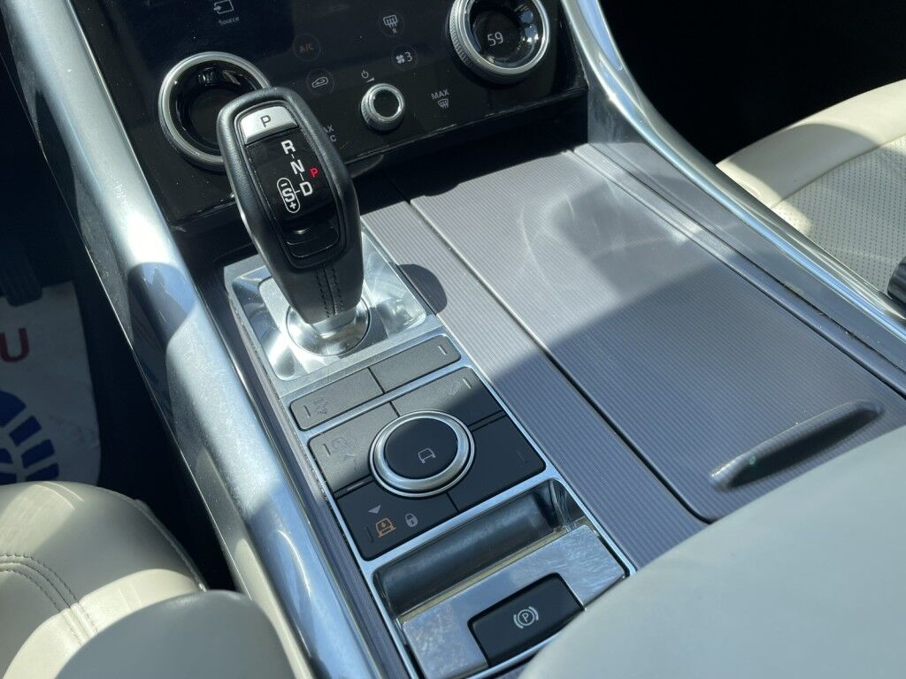 2019 Land Rover Range Rover Sport HSE~CLEAN CARFAX~ADJUSTABLE SUSPENSION~BLIND SPOT WARNING~CRASH SENSORS~MEMORIZED SEAT SETTINGS~PANORAMIC MOONROOF / SUNROOF~PREMIUM LEATHER SEATS~PREMIUM SOUND SYSTEM~REMOTE ENGINE START Sarasota FL