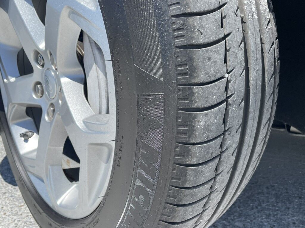 2019 Land Rover Range Rover Sport HSE~CLEAN CARFAX~ADJUSTABLE SUSPENSION~BLIND SPOT WARNING~CRASH SENSORS~MEMORIZED SEAT SETTINGS~PANORAMIC MOONROOF / SUNROOF~PREMIUM LEATHER SEATS~PREMIUM SOUND SYSTEM~REMOTE ENGINE START Sarasota FL