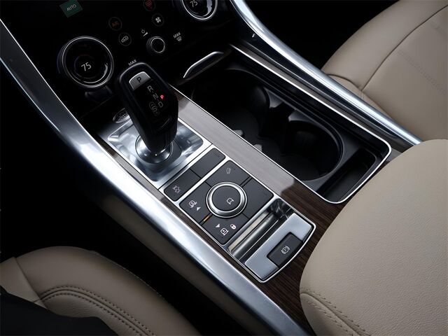 2019 Land Rover Range Rover Sport SE Oshkosh WI