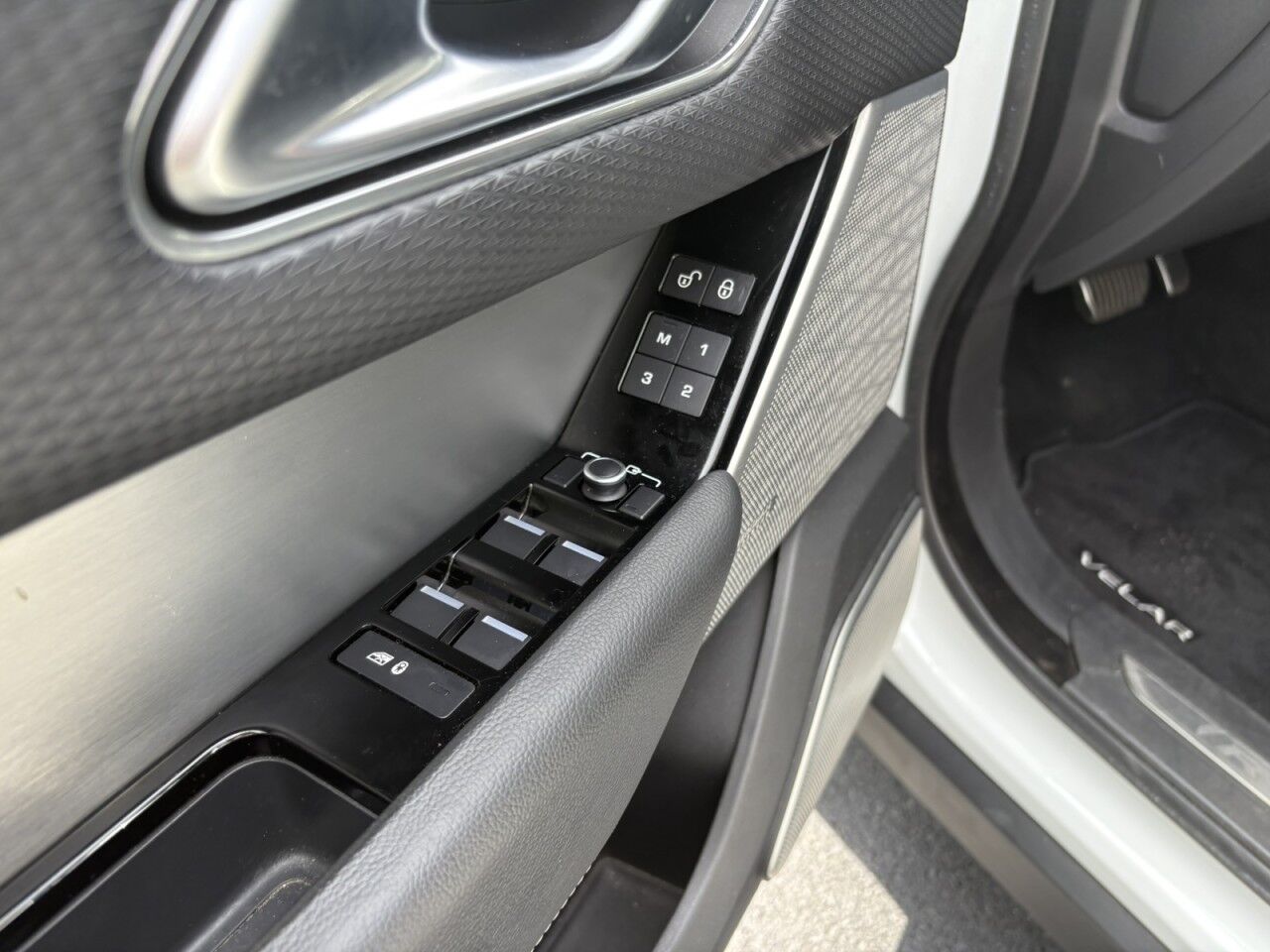 2019 Land Rover Range Rover Velar R-Dynamic SE Fitchburg MA