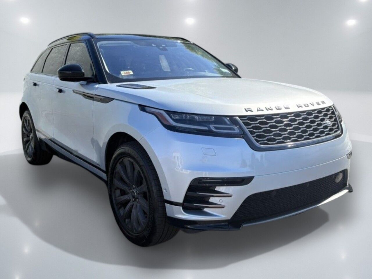 2019 Land Rover Range Rover Velar R-Dynamic SE
