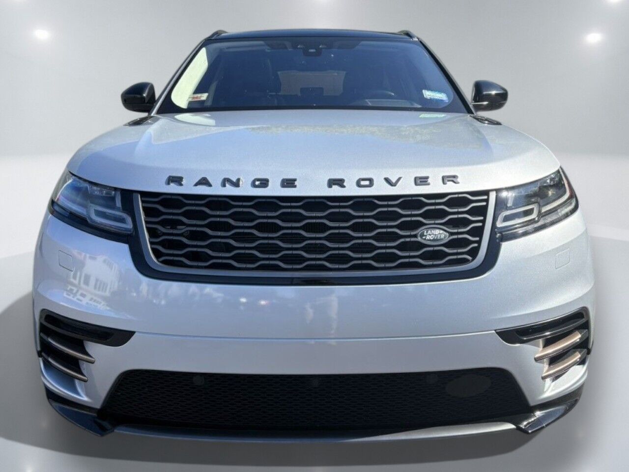 2019 Land Rover Range Rover Velar R-Dynamic SE