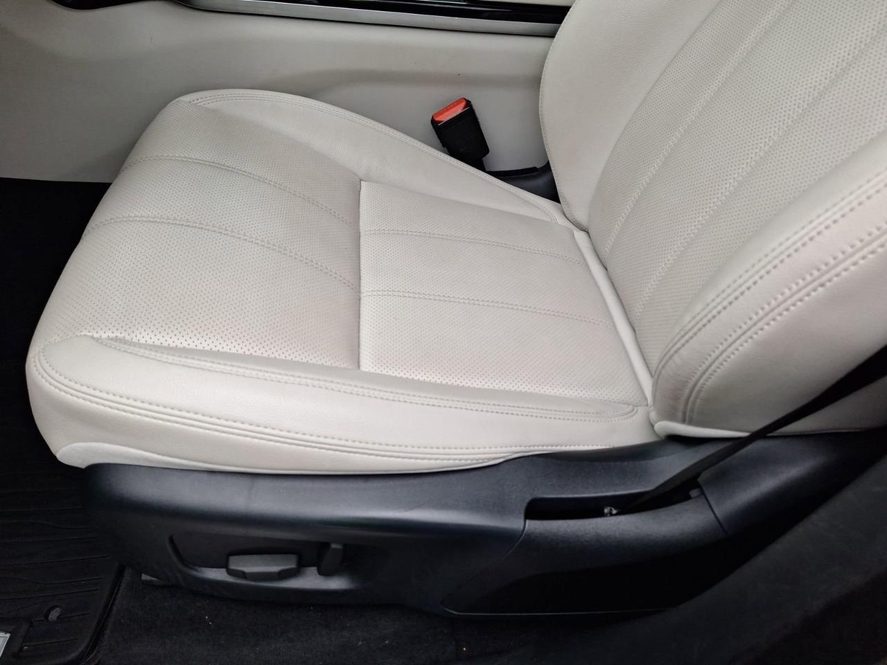 2019 Land Rover Range Rover Velar R-Dynamic SE Hurst TX