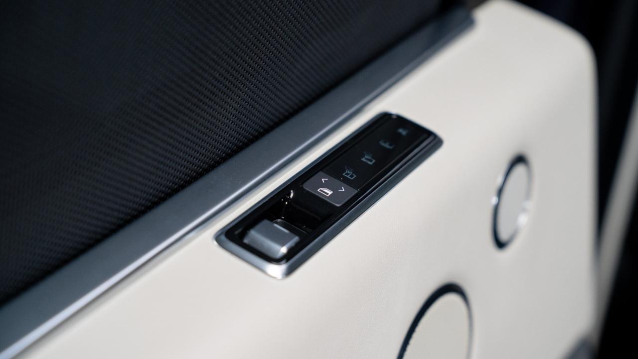 2019 Land Rover Range Rover w/ Meridian Sound, Black Exterior Pack, & Vission Assist Franklin TN