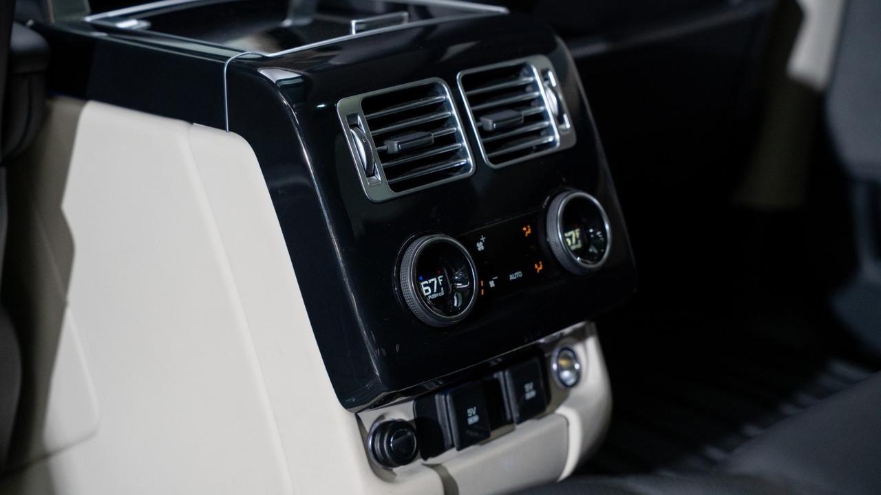 2019 Land Rover Range Rover w/ Meridian Sound, Black Exterior Pack, & Vission Assist Franklin TN