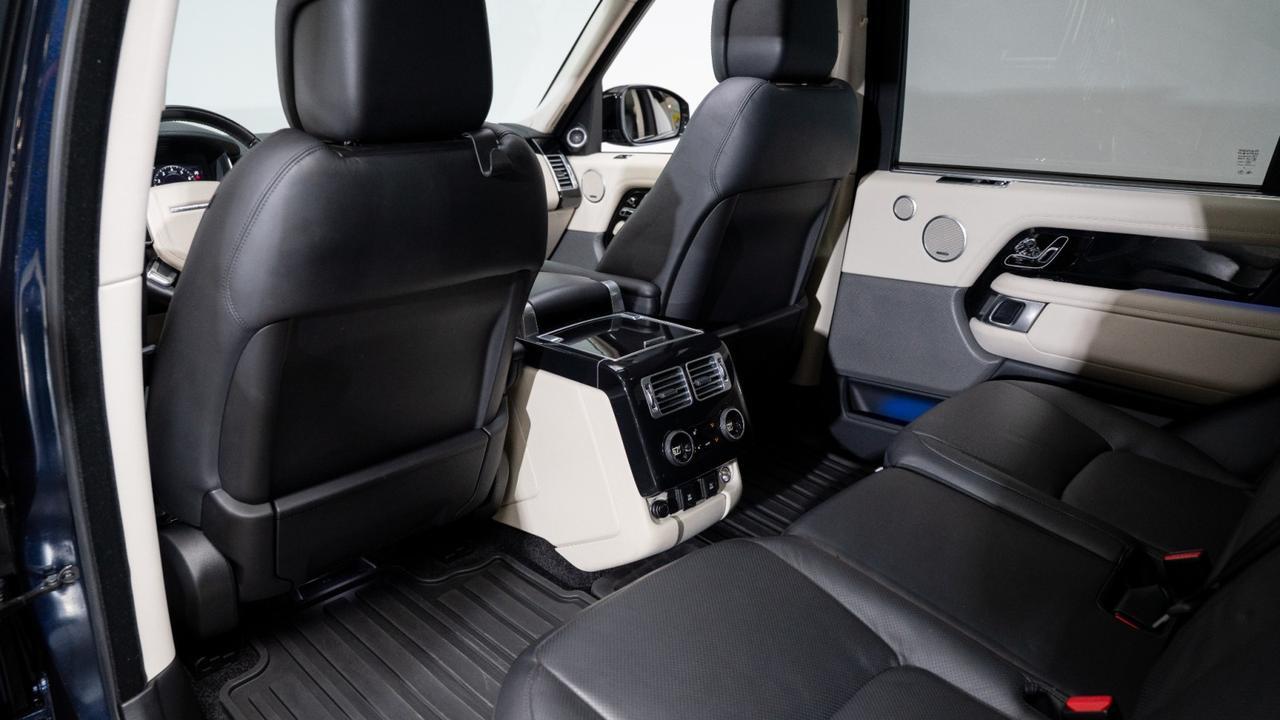 2019 Land Rover Range Rover w/ Meridian Sound, Black Exterior Pack, & Vission Assist Franklin TN