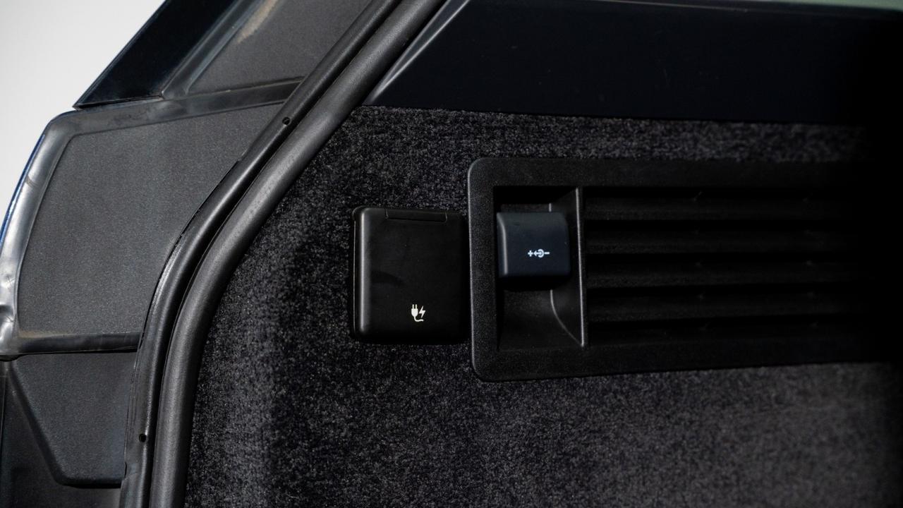 2019 Land Rover Range Rover w/ Meridian Sound, Black Exterior Pack, & Vission Assist Franklin TN