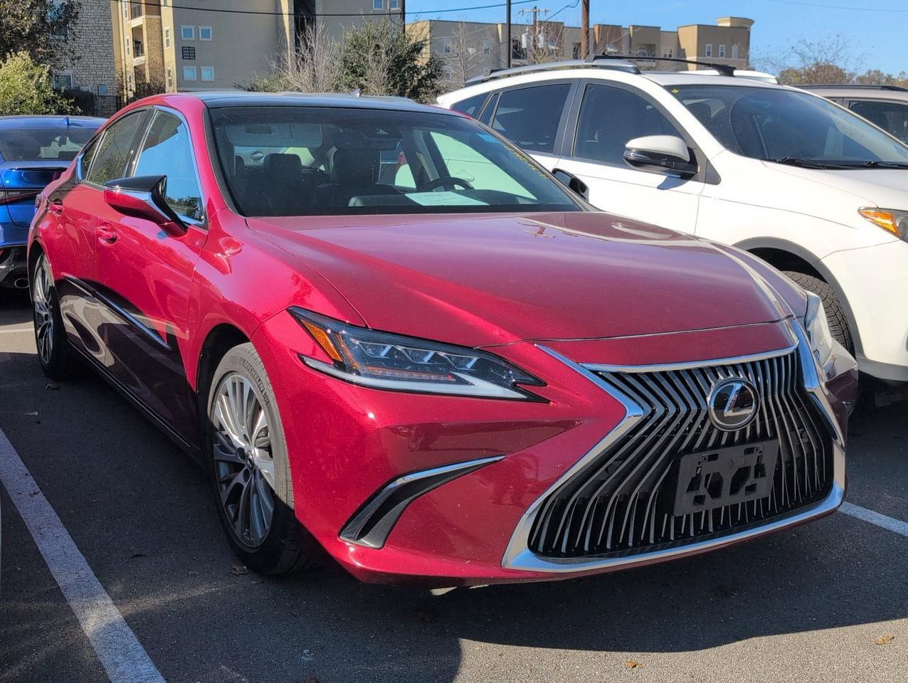 2019 Lexus ES
