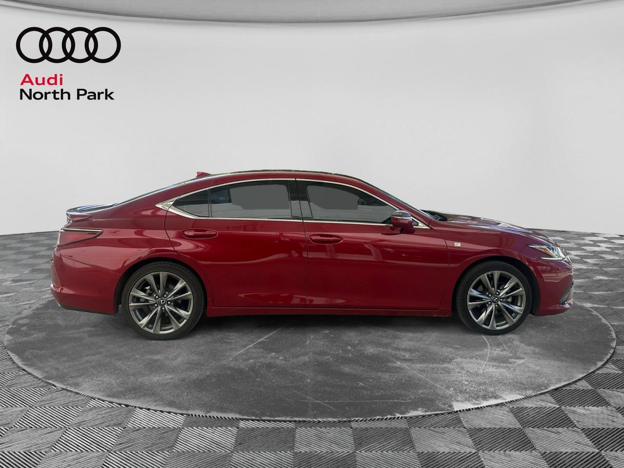 2019 Lexus ES  Selma TX