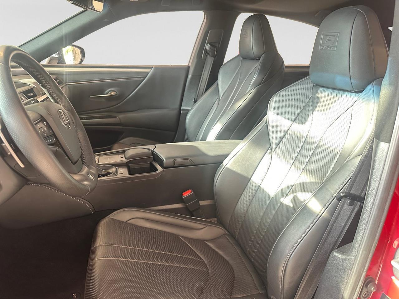 2019 Lexus ES  Selma TX