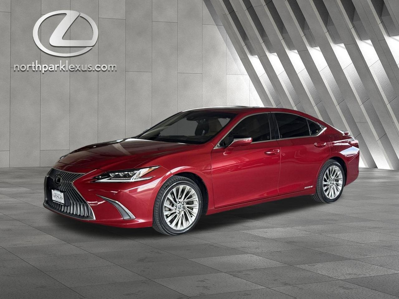 2019 Lexus ES 300h Luxury