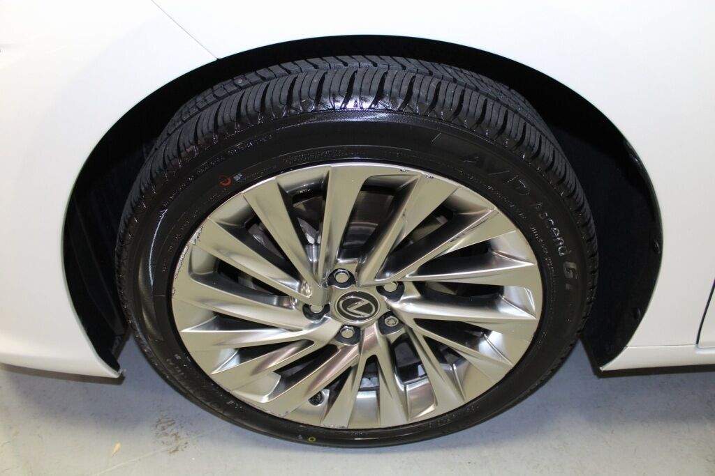 2019 Lexus ES 300h Luxury Richmond VA