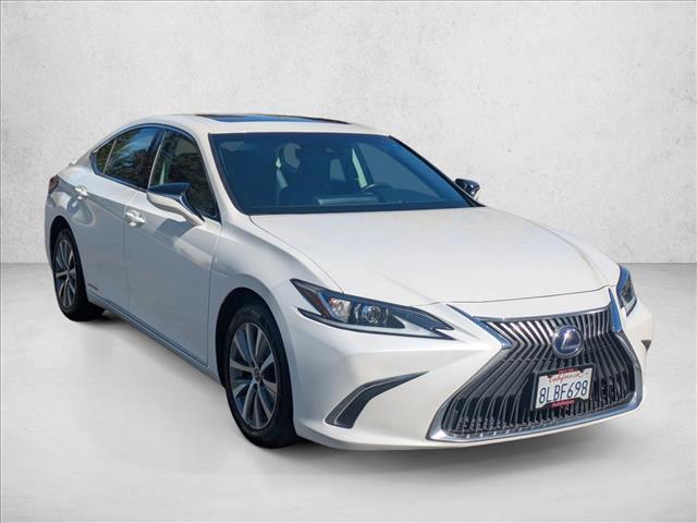2019 Lexus ES 300h