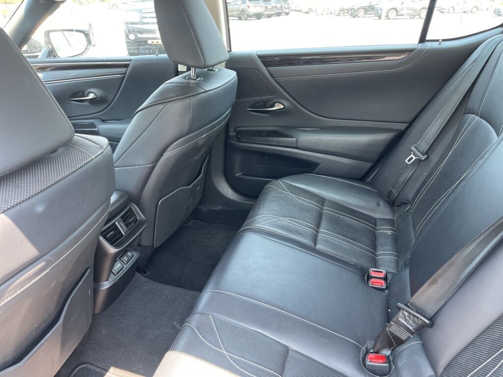 2019 Lexus ES 300h Richmond VA