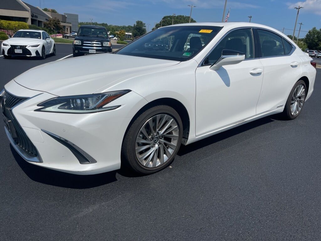 2019 Lexus ES 300h Richmond VA