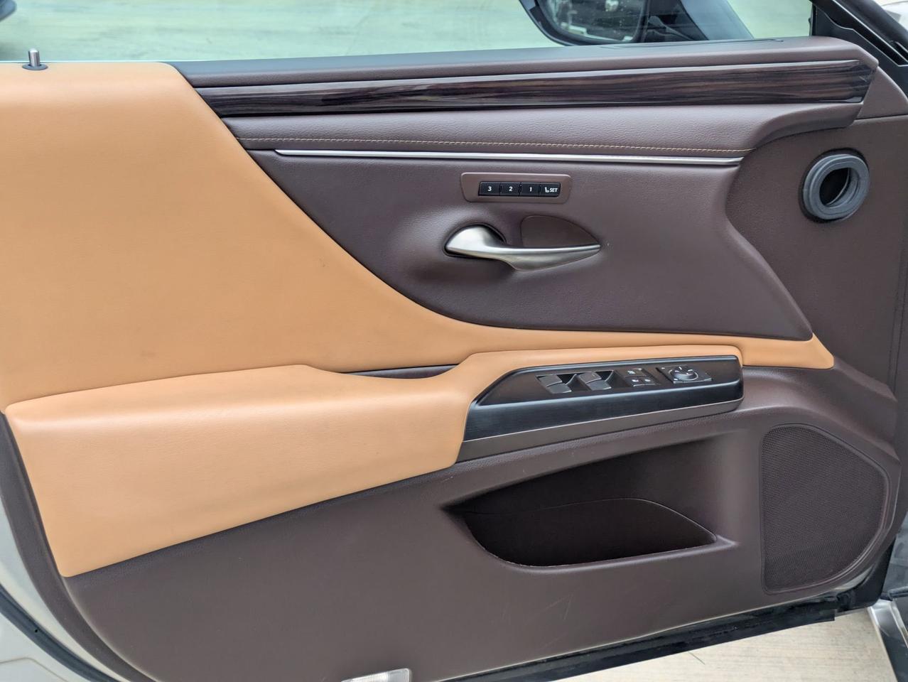 2019 Lexus ES 350 Luxury Castroville TX