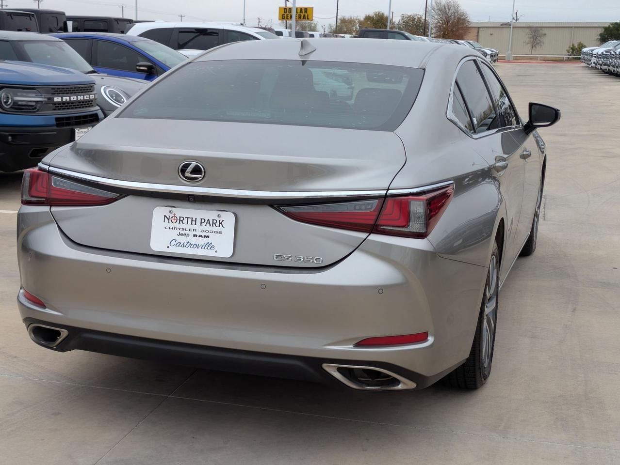 2019 Lexus ES 350 Luxury