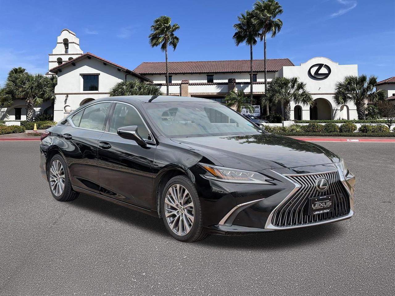 2019 Lexus ES