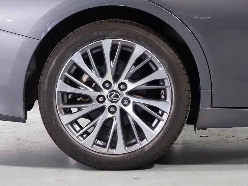 2019 Lexus ES 350 *PREMIUM PKG, NAVIGATION, ADAPTIVE CRUISE, SAFETY ALERTS, BACKUP-CAMERA, MOONROOF, CLIMATE SEATS, HEATED STEERING, INTUITIVE PARK ASSIST, REMOTE START, KEYLESS ENTRY, APPLE CARPLAY Round Rock TX