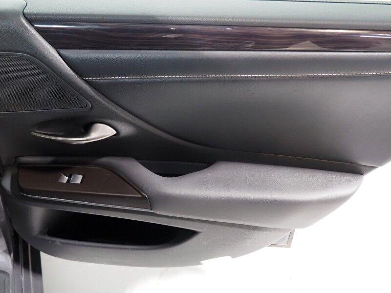 2019 Lexus ES 350 *PREMIUM PKG, NAVIGATION, ADAPTIVE CRUISE, SAFETY ALERTS, BACKUP-CAMERA, MOONROOF, CLIMATE SEATS, HEATED STEERING, INTUITIVE PARK ASSIST, REMOTE START, KEYLESS ENTRY, APPLE CARPLAY Round Rock TX