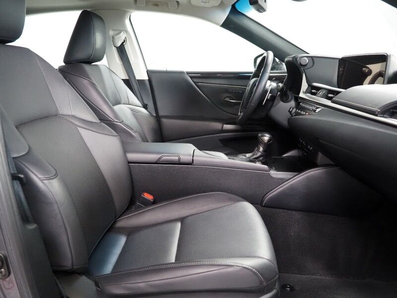 2019 Lexus ES 350 *PREMIUM PKG, NAVIGATION, ADAPTIVE CRUISE, SAFETY ALERTS, BACKUP-CAMERA, MOONROOF, CLIMATE SEATS, HEATED STEERING, INTUITIVE PARK ASSIST, REMOTE START, KEYLESS ENTRY, APPLE CARPLAY Round Rock TX