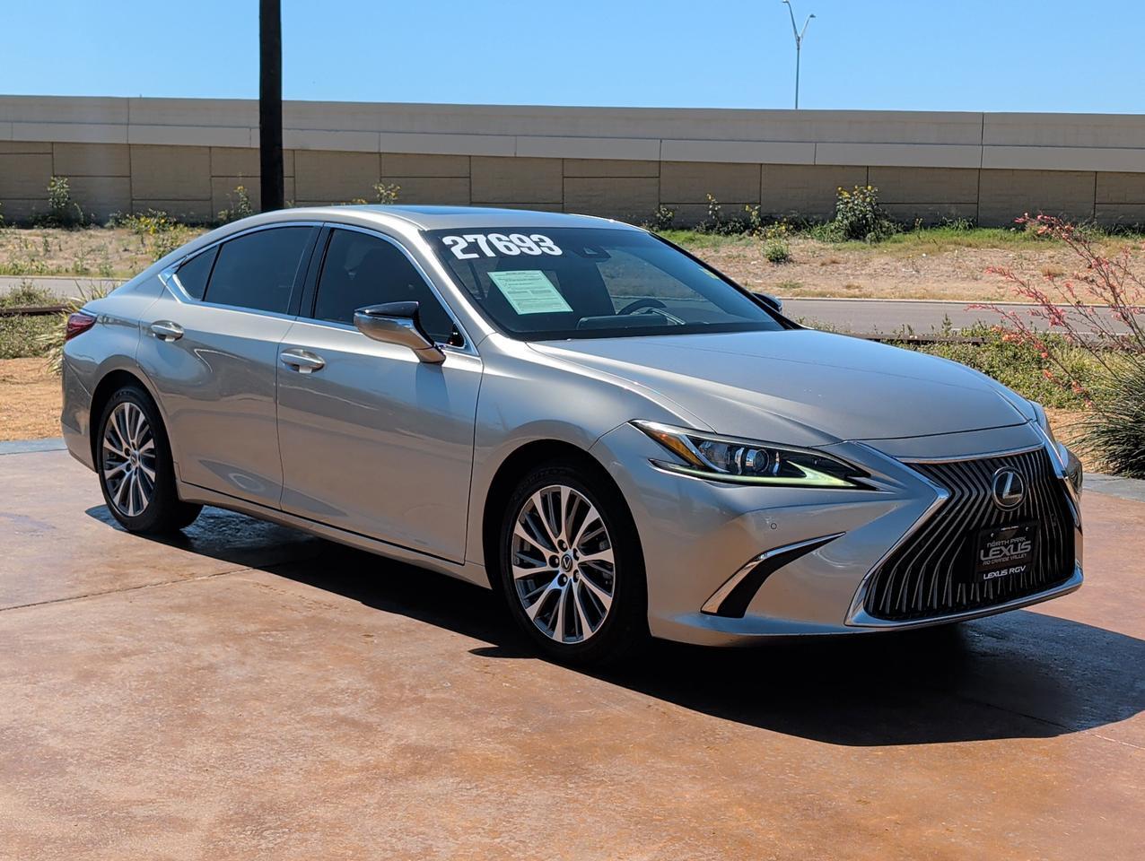 2019 Lexus ES