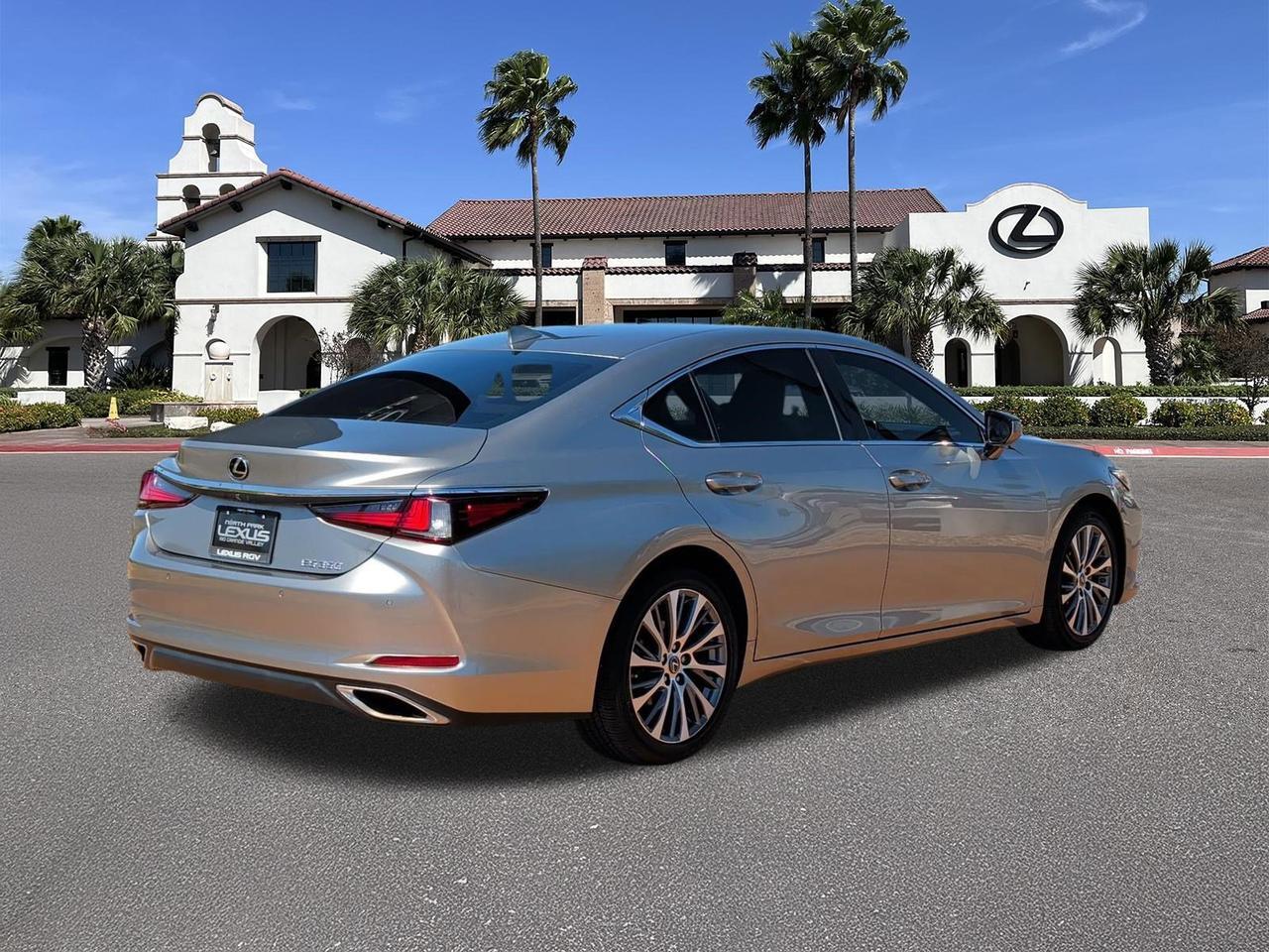2019 Lexus ES 350