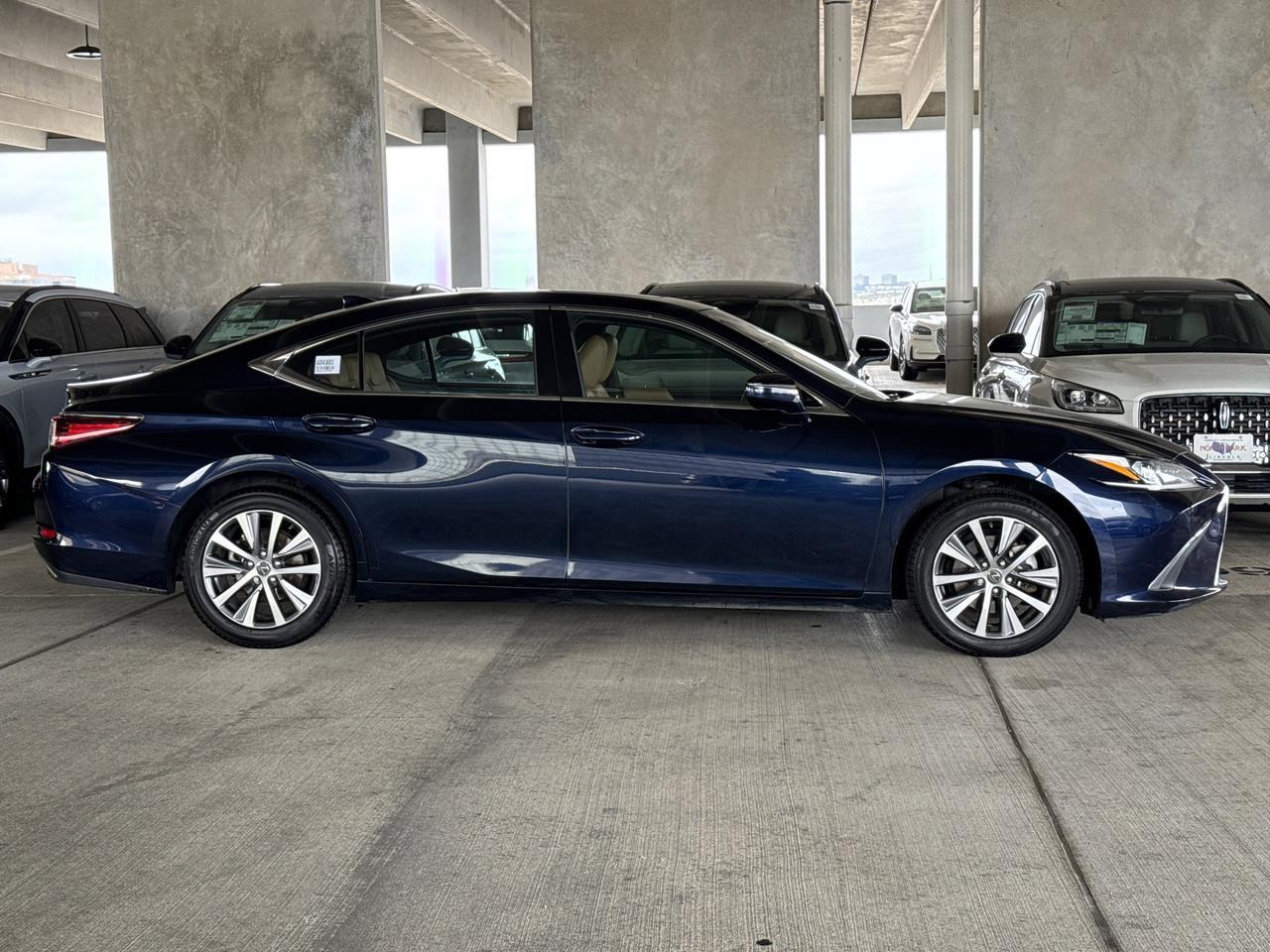 2019 Lexus ES 350