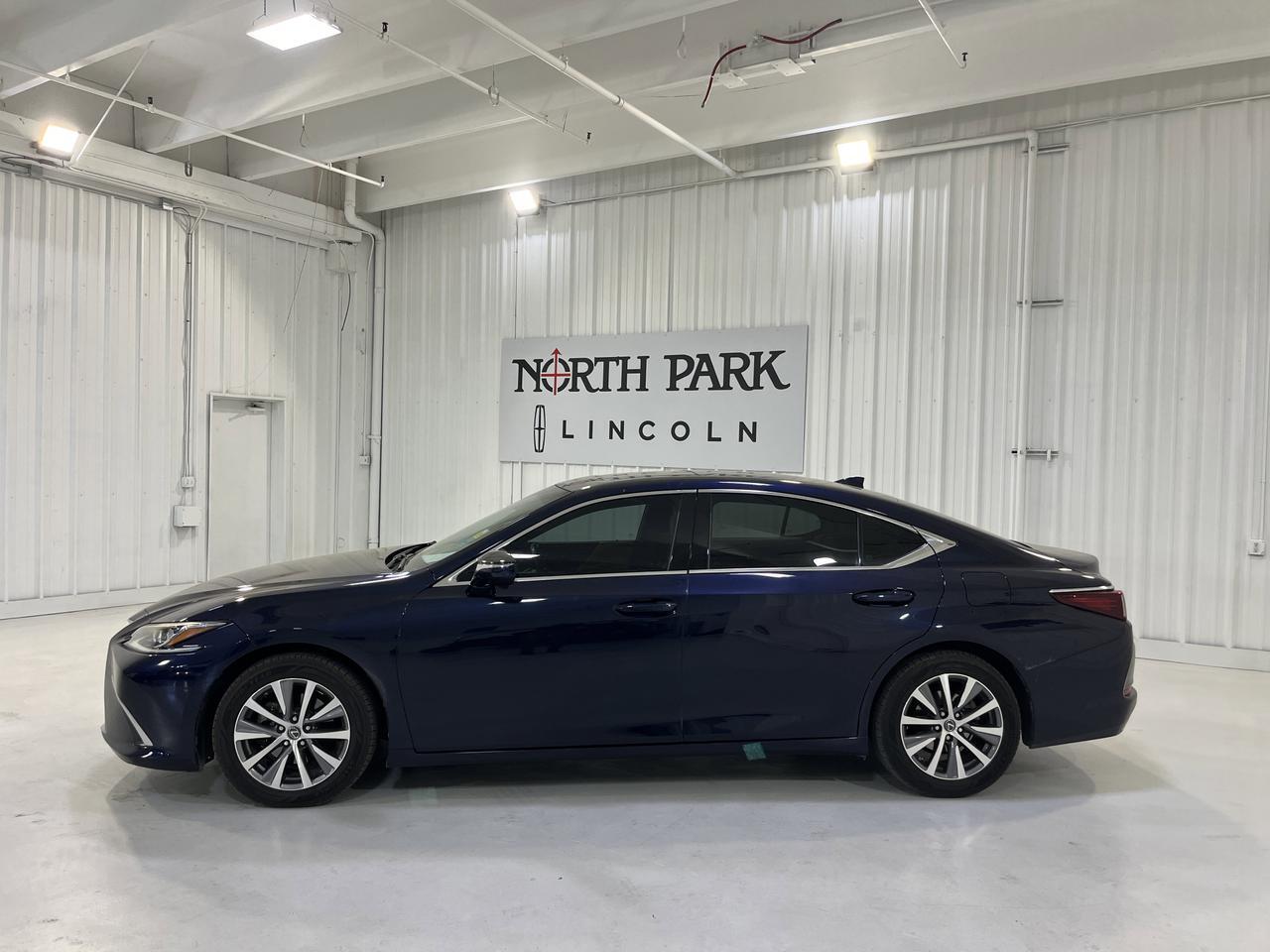 2019 Lexus ES 350 Ultra Luxury