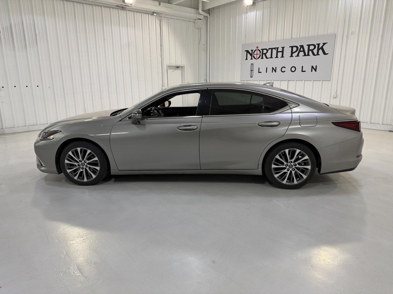 2019 Lexus ES 350 Ultra Luxury San Antonio TX