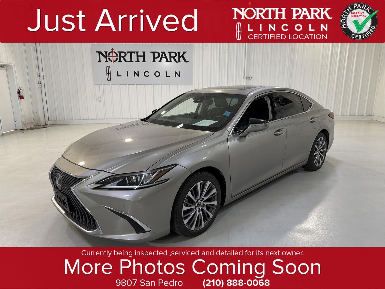 2019 Lexus ES