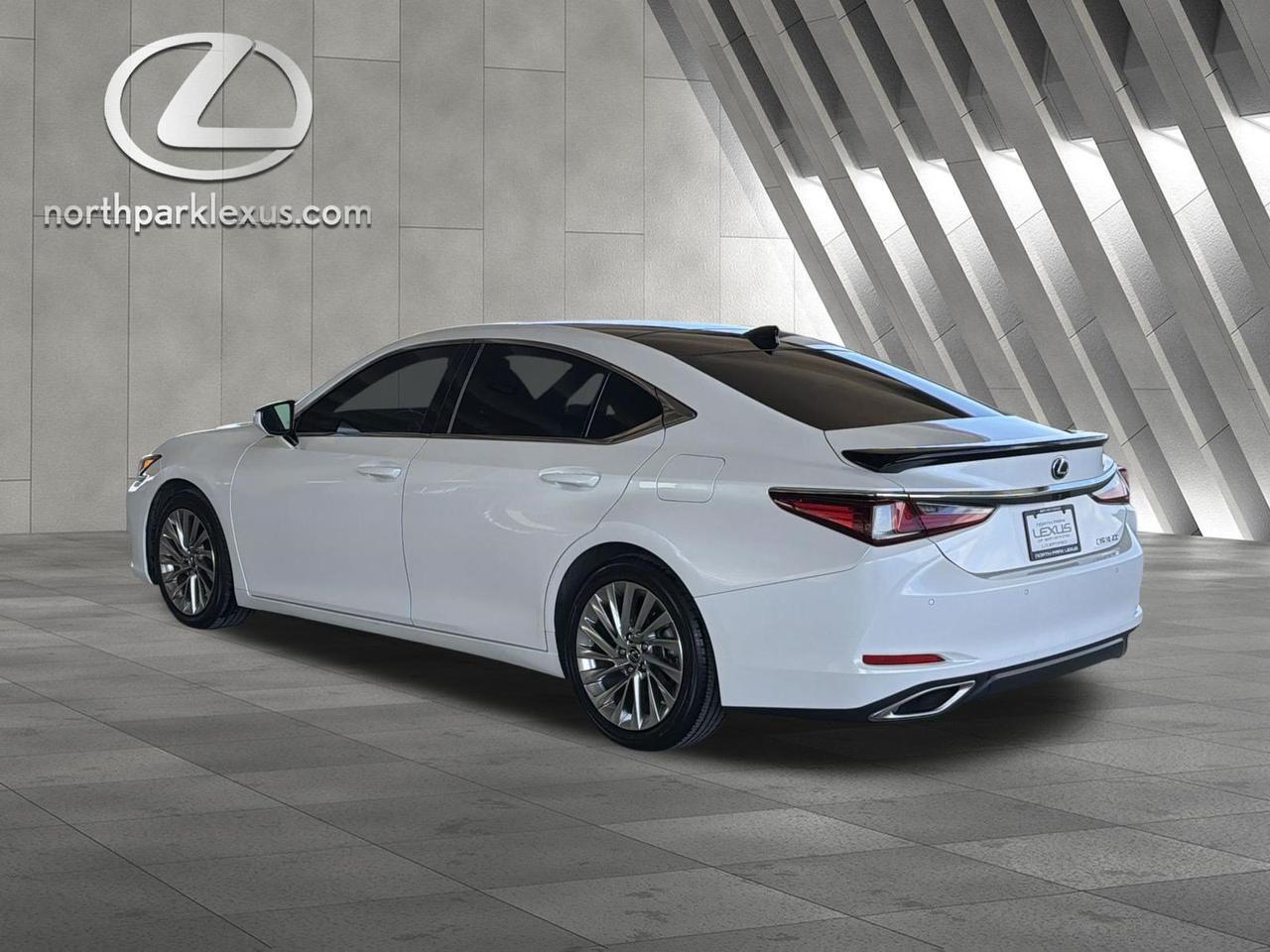 2019 Lexus ES 350 Ultra Luxury