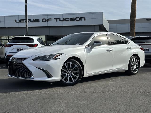 2019 Lexus ES