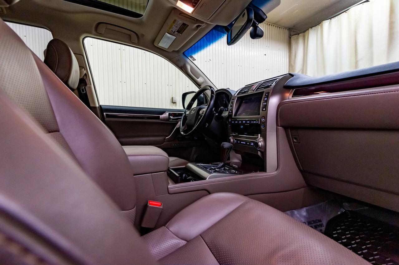 2019 Lexus GX460 AWD Tech Pkg. Leather Roof Nav BCam Red Deer AB