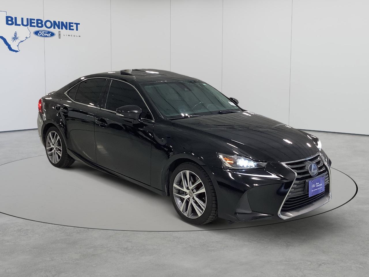 2019 Lexus IS