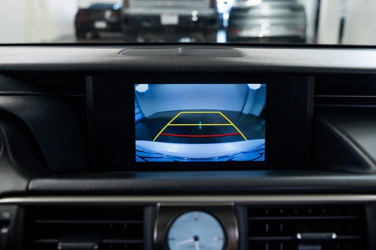 2019 Lexus IS 300 Vented Seats Moonroof Portland OR