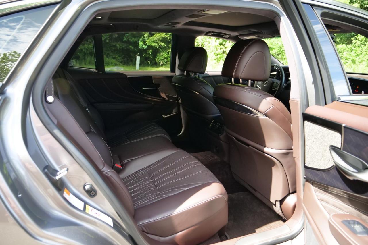 2019 Lexus LS 500 / 102K MSRP / Luxury Package / Air Suspension! Lincolnton NC