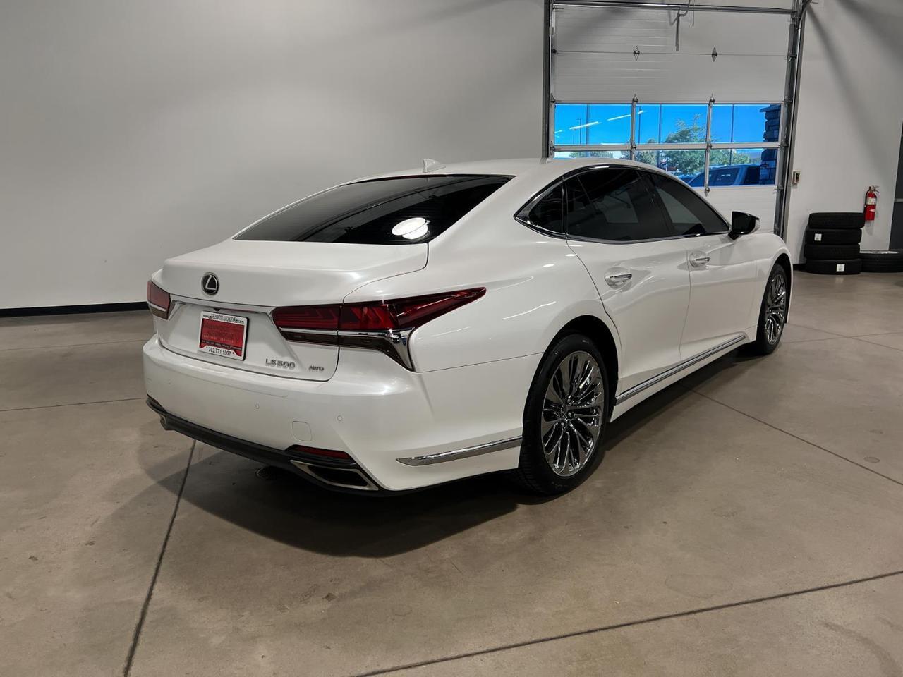 2019 Lexus LS 500 F SPORT photo 3
