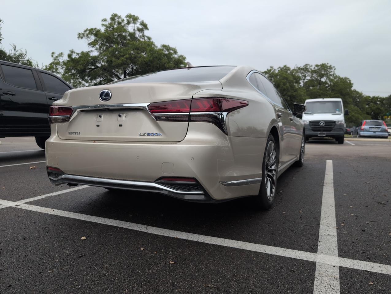 2019 Lexus LS 500h