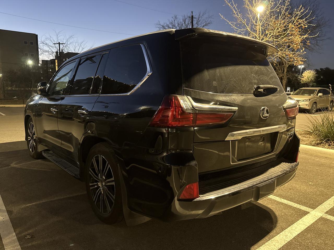 2019 Lexus LX 570