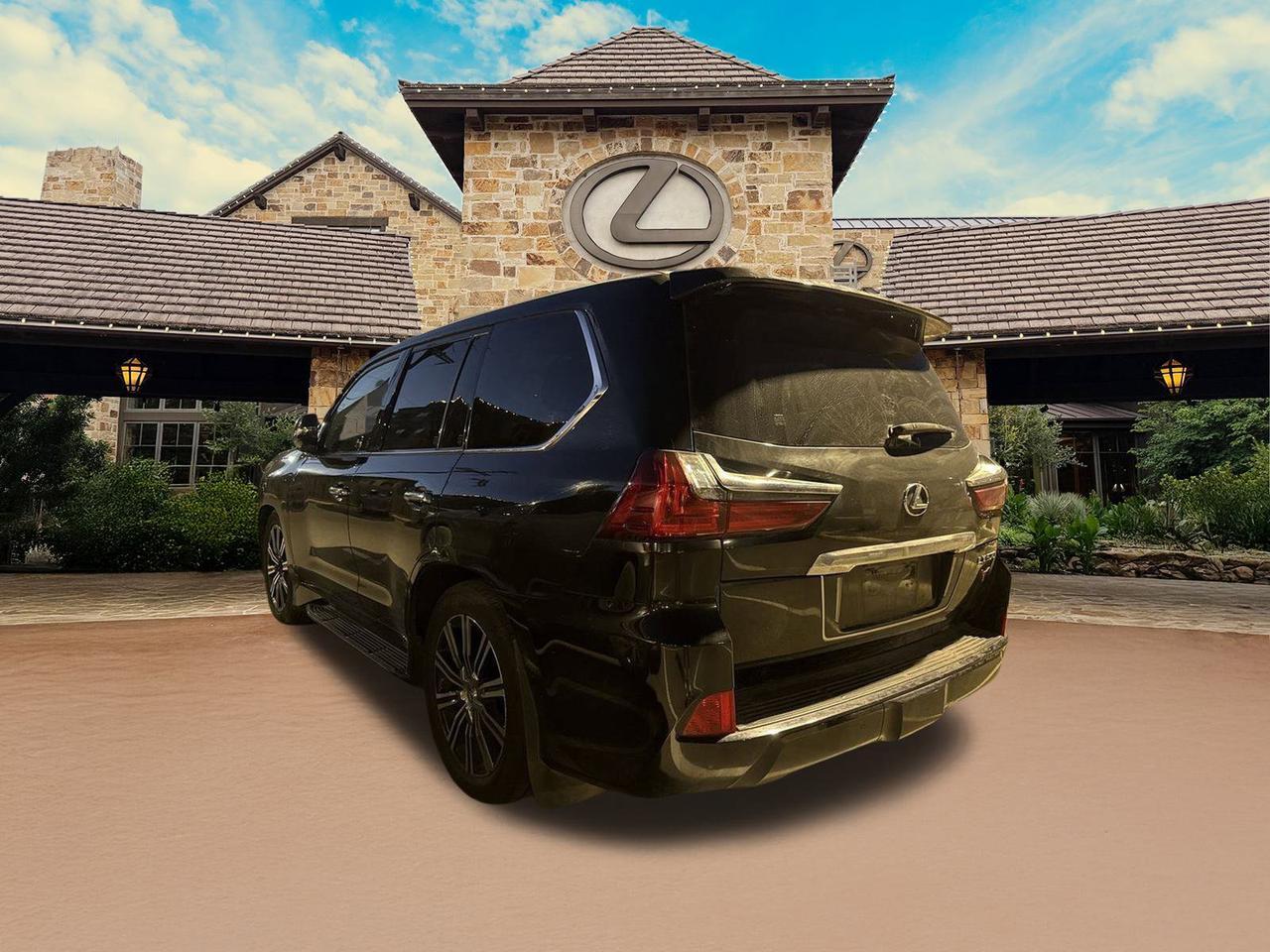 2019 Lexus LX 570