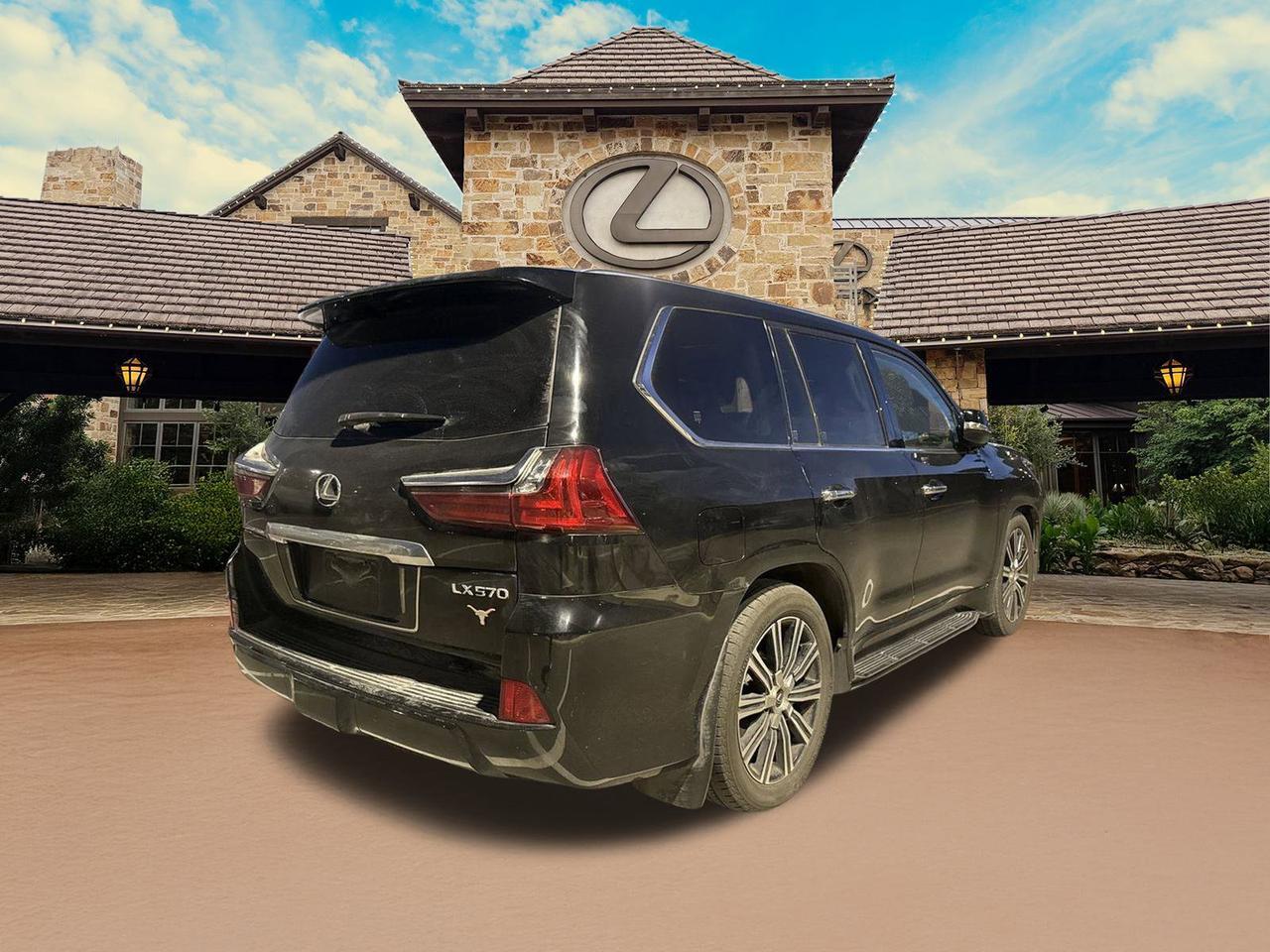2019 Lexus LX 570