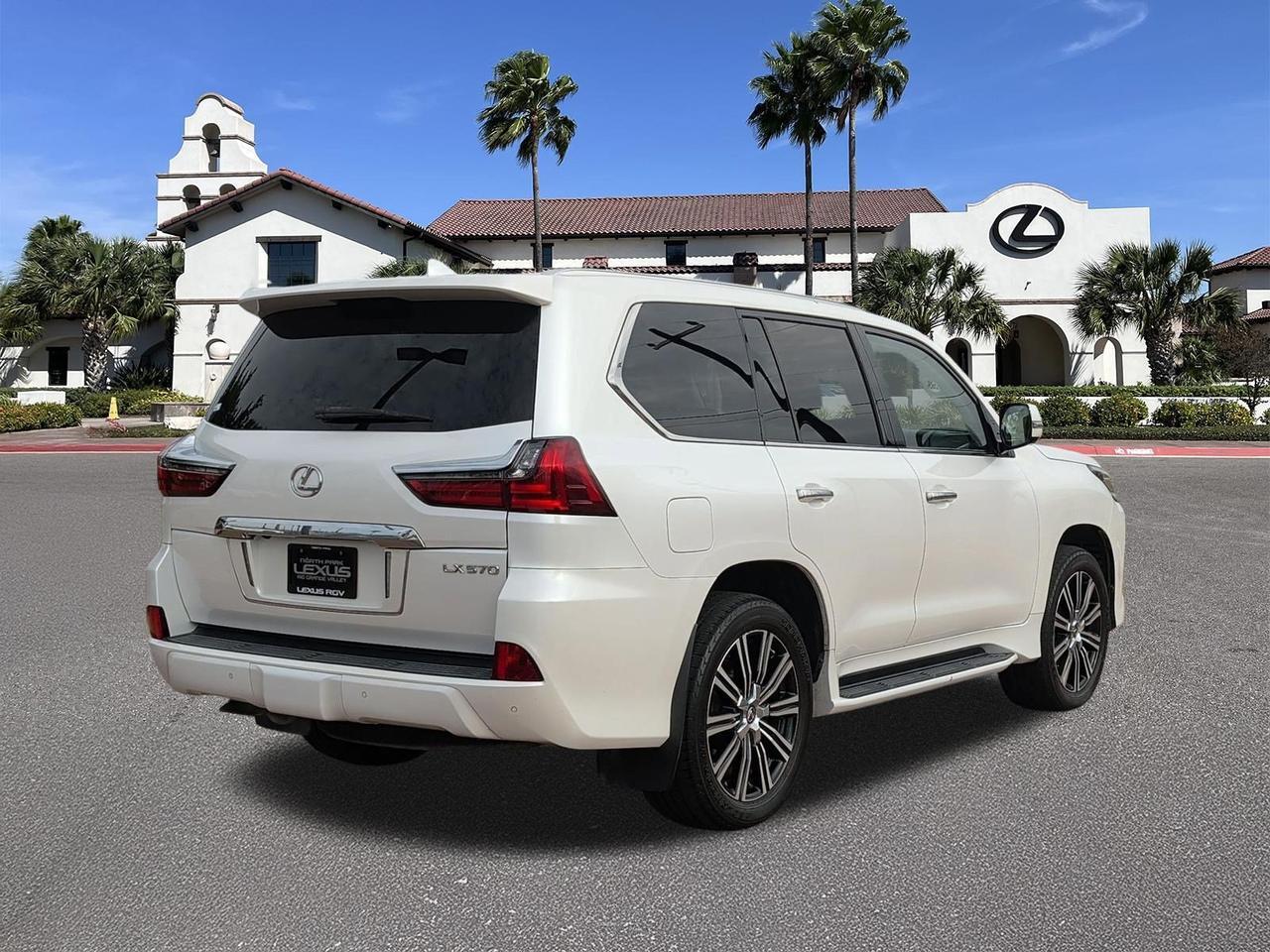 2019 Lexus LX 570