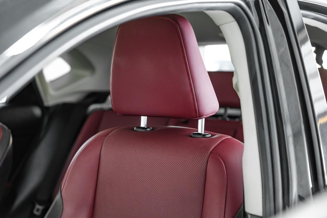 2019 Lexus NX 300 LEXUS SAFETY SYSTEM BLIND SPOT COMFORT PKG SUNROOF LEATHER SEATS Carrollton TX