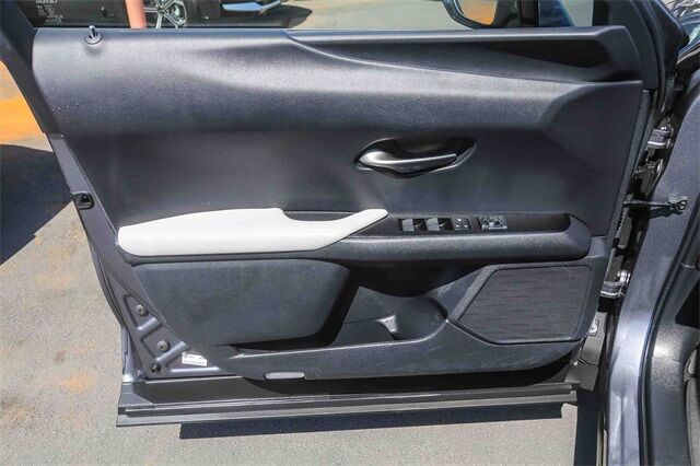 2019 Lexus UX 200 Base Glendale CA