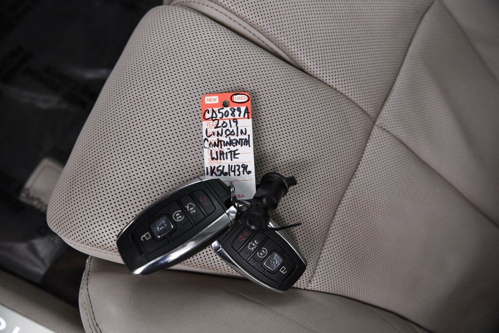 2019 Lincoln Continental Select AKRON OH